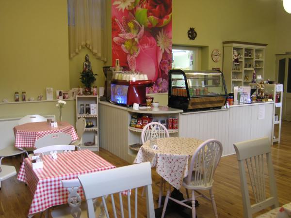Deborah's Country Cafe