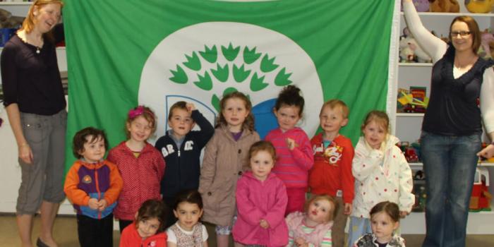 Nenagh Pre School Presented with Green Flag